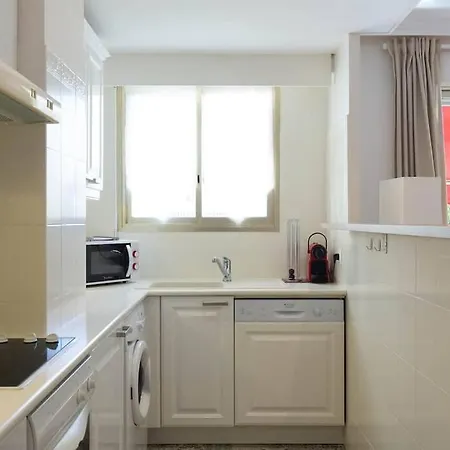 Apartment Le Corail Spacieux Avec Beau Et Ample Balcon, Au Centre, Ideal Pour Familles Et Petits Groupes Cannes